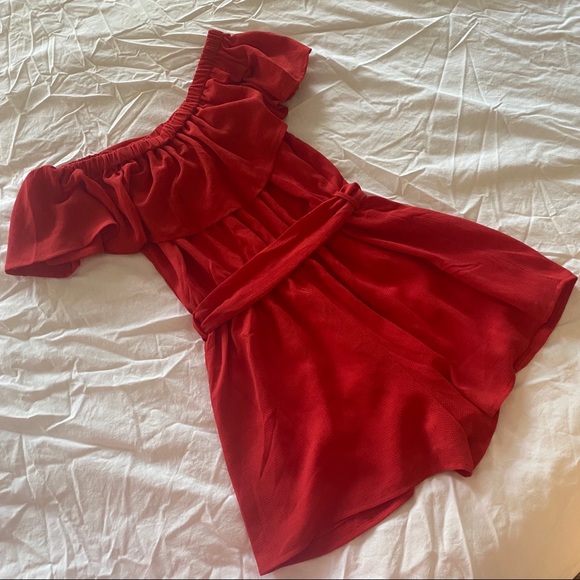 Off Shoulder Romper - Picture 3 of 4